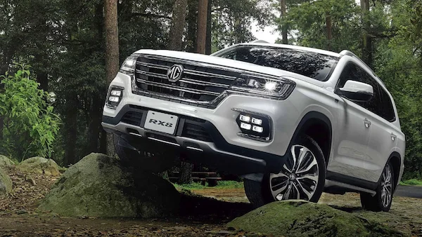 MG RX8 Deluxe 2024 SUV gasolina 7 plazas 4x4 automático precio 29596 EUR - Cuba BDC ONE